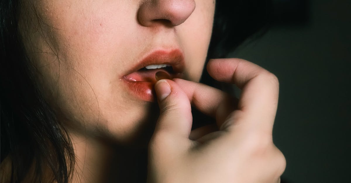 découvrez les meilleurs compléments pour la peau afin d'améliorer votre éclat naturel. nos suppléments enrichis en vitamines, minéraux et antioxydants nourrissent votre peau de l'intérieur pour un teint radieux et une texture lisse. prenez soin de votre peau avec des solutions adaptées à vos besoins.
